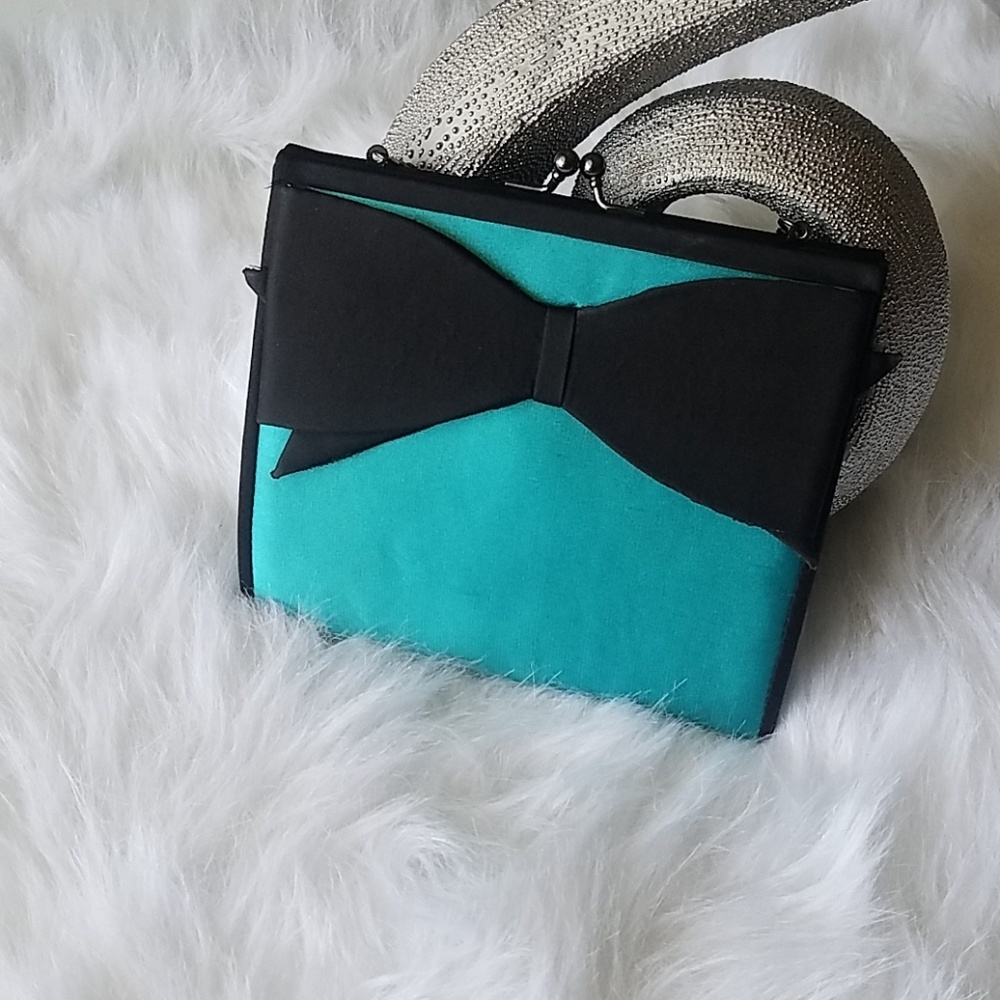 Shoes - Picture 5 of 6